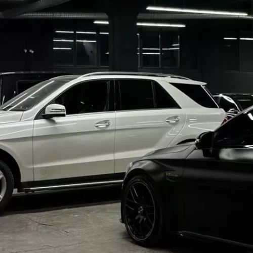 Автомобили